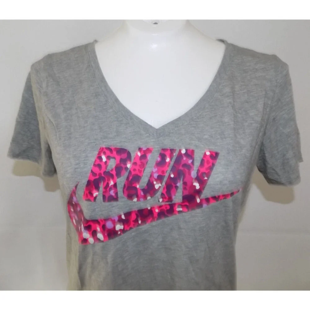 The Nike Tee Run‎ Shirt